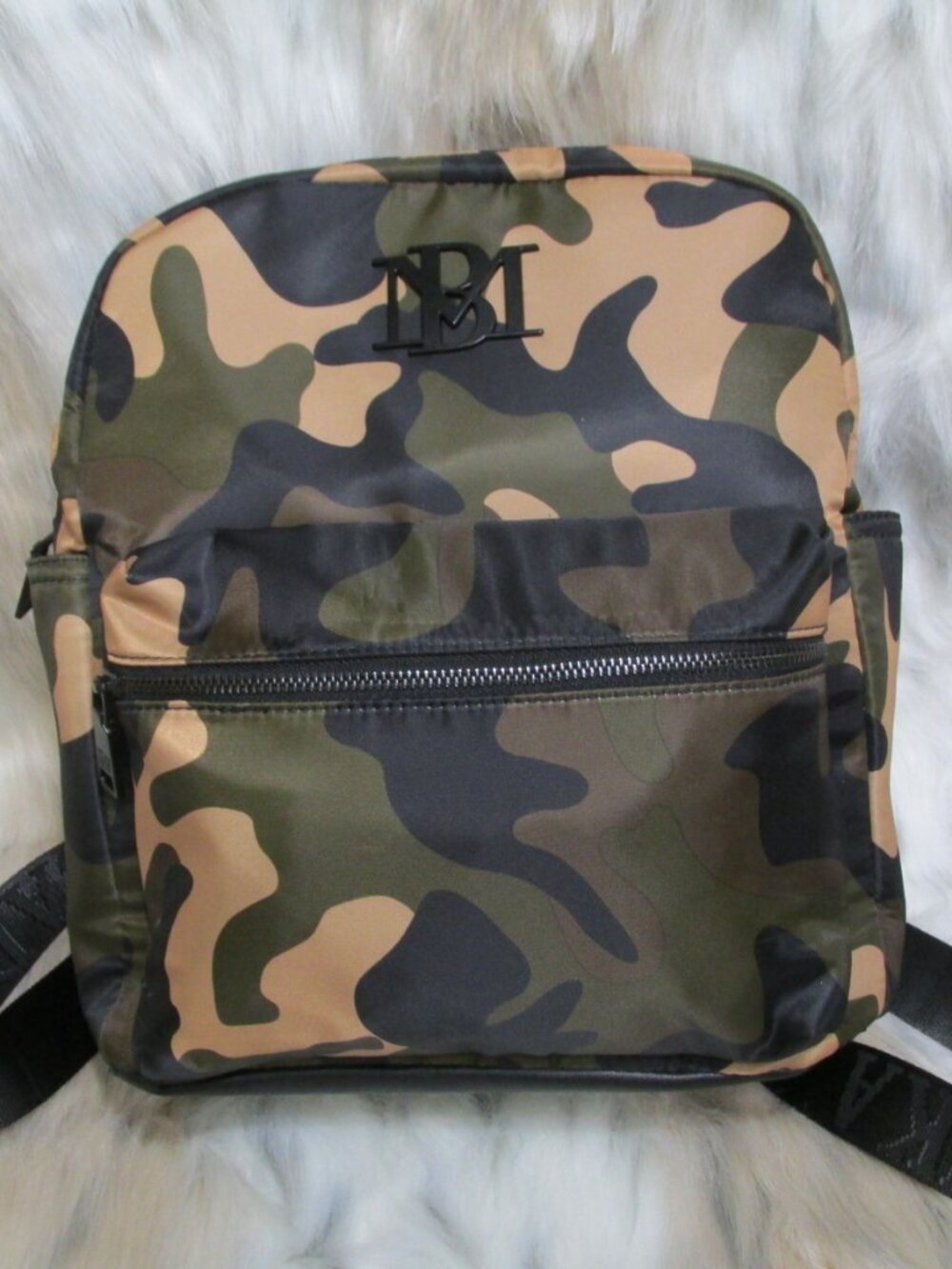 P3312-NWOT Badgley Mischka Camo Backpack-Tons of space